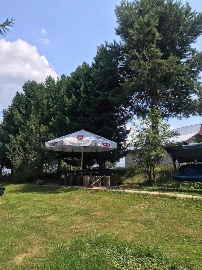 Domek Pod Modrzewiem Nowy Targ Esterno foto